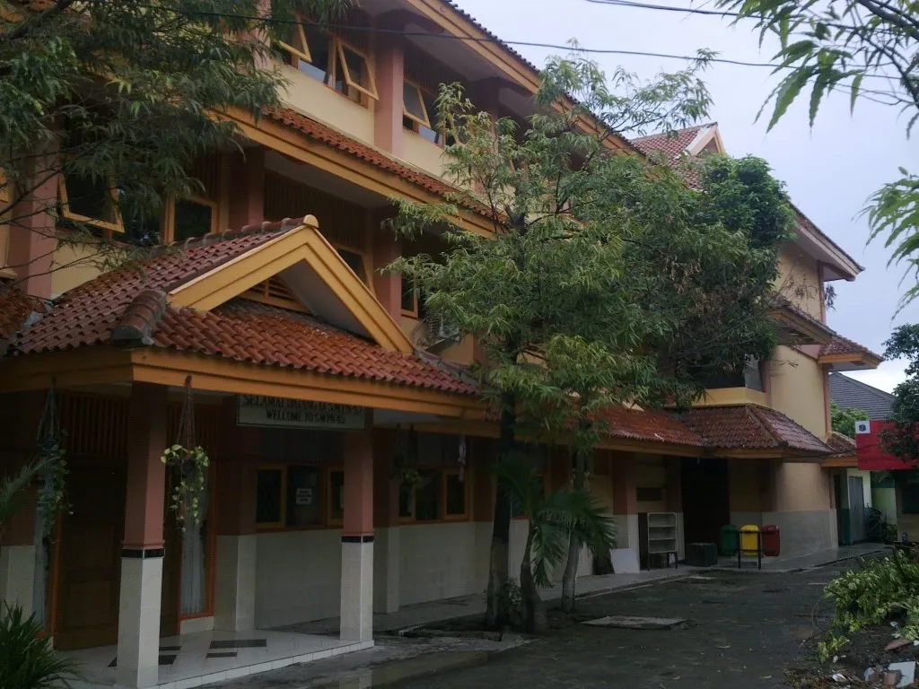 Layanan Publik